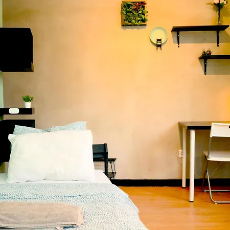 Homestay Habitacao Essencial - Away From