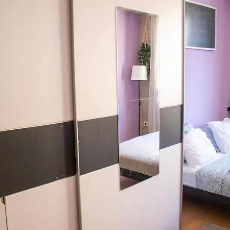 Homestay Habitacao Essencial - Away From *