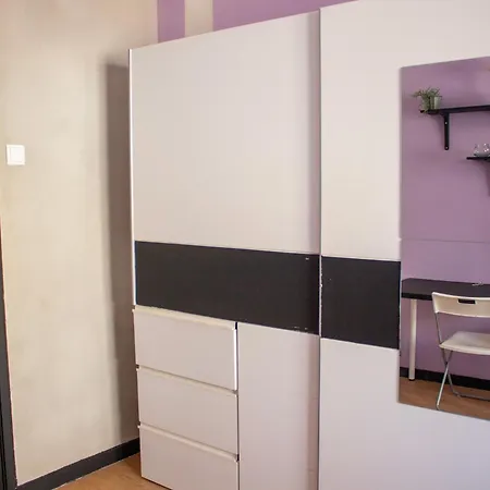 Habitacao Essencial - Away From Homestay Porto