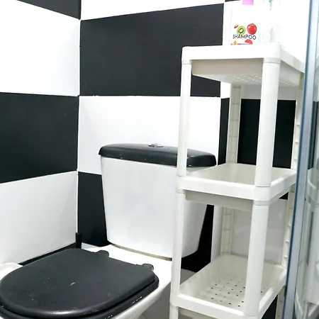 Habitacao Essencial - Away From Πόρτο