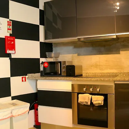 Δωμάτια σε οικογενειακή κατοικία Habitacao Essencial - Away From Πόρτο